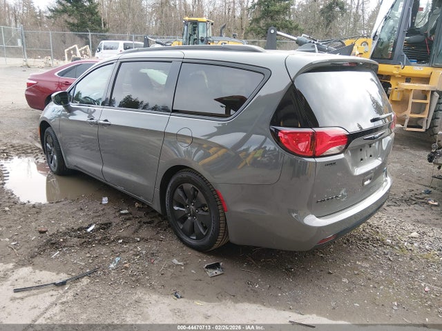 2020 CHRYSLER PACIFICA HYBRID 2C4RC1N75LR273603 Photo 2