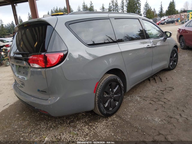 2020 CHRYSLER PACIFICA HYBRID 2C4RC1N75LR273603 Photo 3