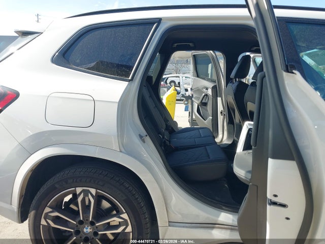 WBX13EF00R5Y28780 BMW X1 M35i