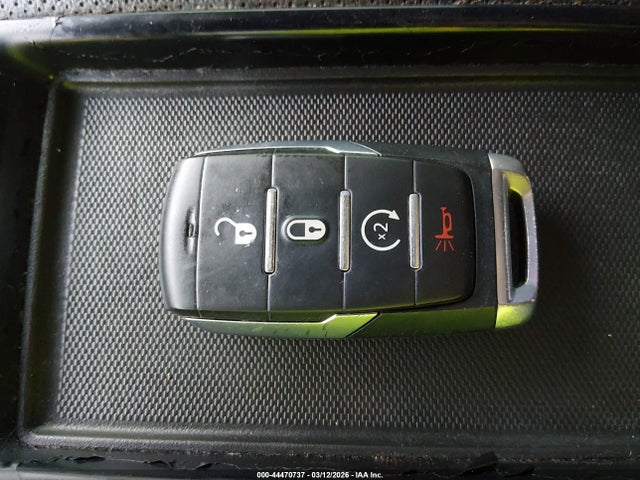 2020 RAM 1500 1C6RREBT6LN128906 Photo 10