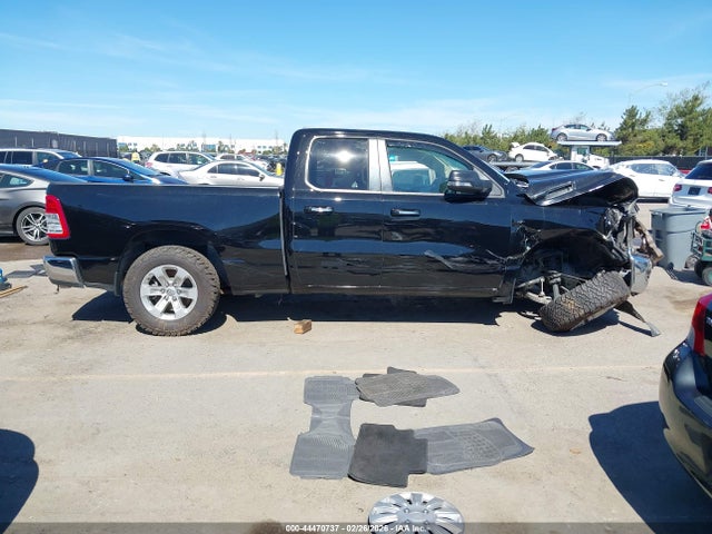1C6RREBT6LN128906 RAM 1500 Big Horn 4x2 6&#039;4 Box