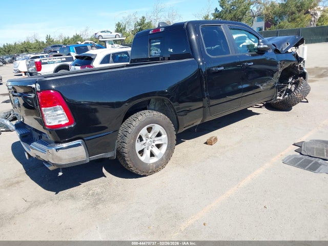 2020 RAM 1500 1C6RREBT6LN128906 Photo 3