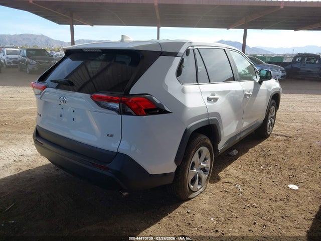 Toyota RAV4 LE 2022 2T3H1RFV7NW195136 Image 4