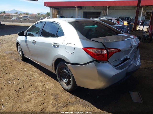 Toyota COROLLA LE 2017 5YFBURHE2HP654968 Image 3