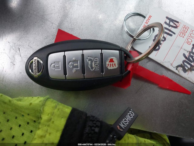 5N1AT2MV6FC790257 Nissan Rogue Sl