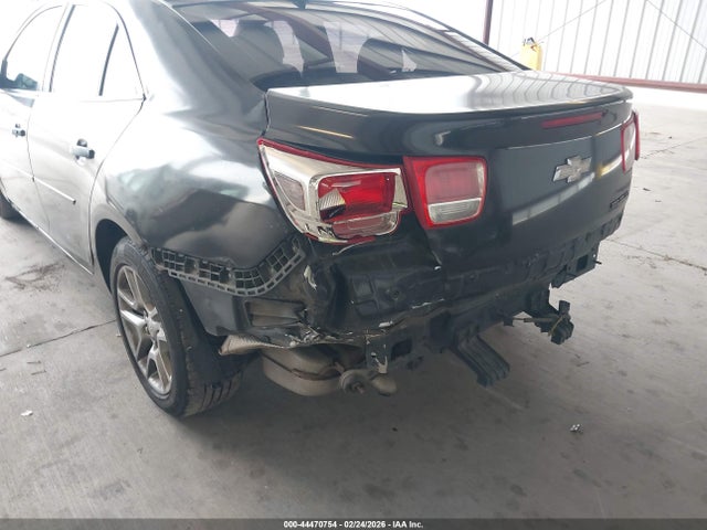 1G11C5SL4FF335843 Chevrolet MALIBU 1LT