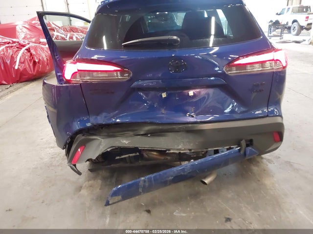 Toyota Corolla Cross Xle 2025 7MUDAABG5SV138850 Image 6