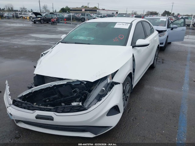 2023 KIA FORTE 3KPF24AD1PE605188 Photo 1