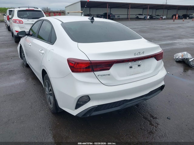 2023 KIA FORTE 3KPF24AD1PE605188 Photo 2