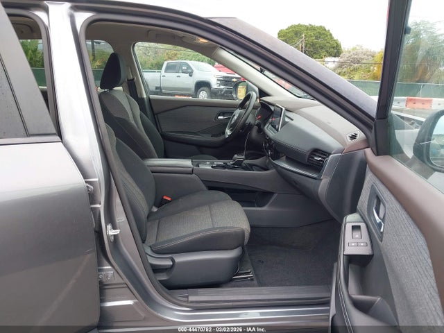 5N1BT3BA1NC691368 Nissan Rogue Sv Fwd