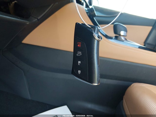 44470808 :رقم المزاد ، 2T2GGCEZ7NC005885 vin ، 2022 Lexus Nx 350 Premium مزاد بيع