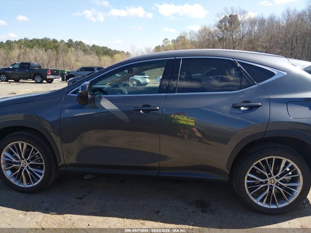 44470808 :رقم المزاد ، 2T2GGCEZ7NC005885 vin ، 2022 Lexus Nx 350 Premium مزاد بيع