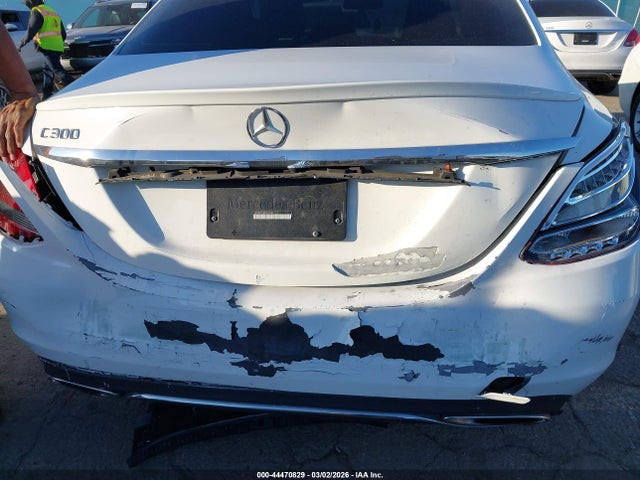 Aukcja sprzedaży 2015 Mercedes-benz C 300, vin: 55SWF4JB9FU086112, numer aukcji: 44470829
