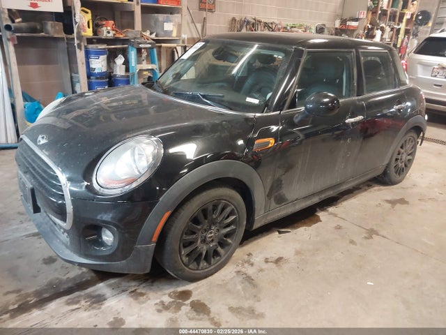 2016 MINI HARDTOP WMWXU1C54G2D08108 Photo 1