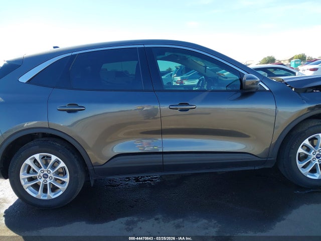 1FMCU0G61LUC65143 Ford ESCAPE SE