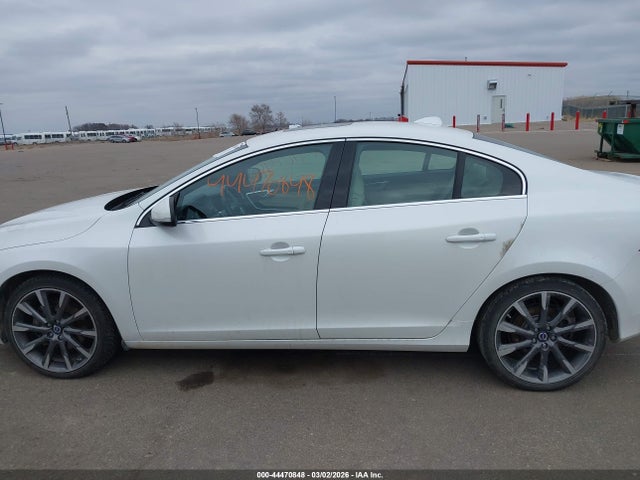 YV1612TK3F2332425 Volvo S60 T5 Premier