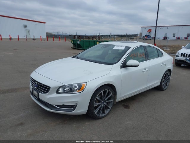 YV1612TK3F2332425 Volvo S60 T5 Premier