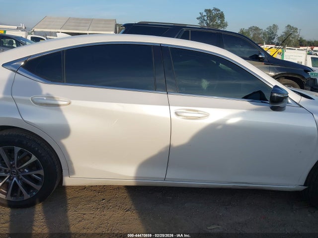 Продаж на аукціоні авто 2022 Lexus Es 350, vin: 58ACZ1B17NU137777, номер лоту: 44470859