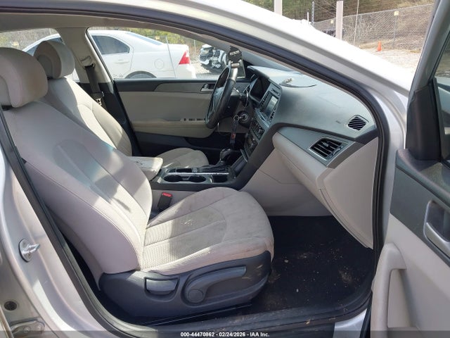 Hyundai SONATA SE 2016 5NPE24AF0GH323150 Image 5