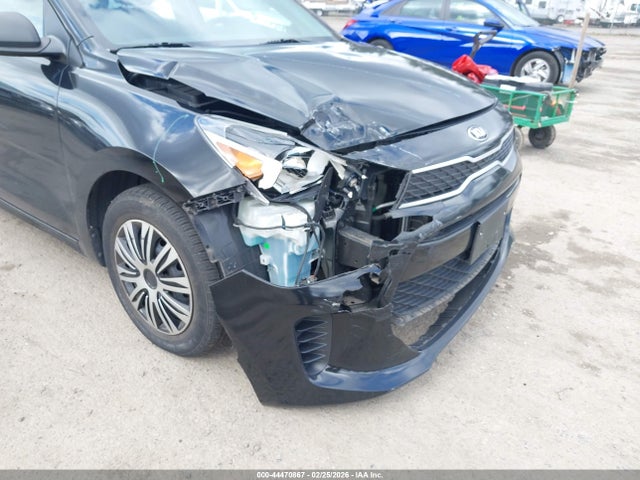 3KPA25AB2JE059958 KIA RIO LX