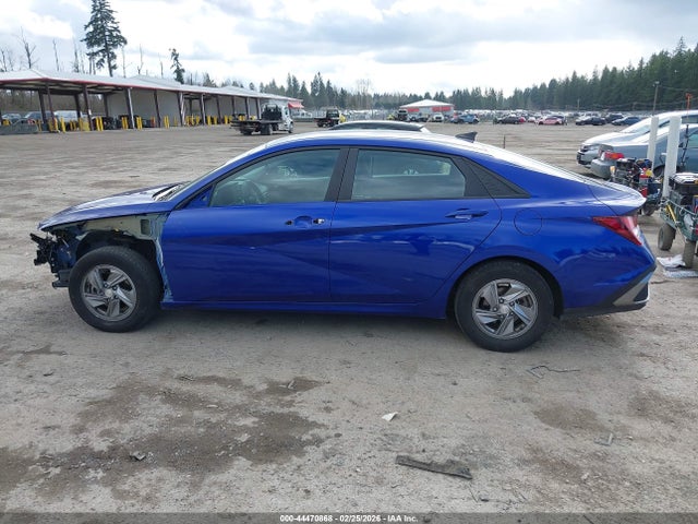 KMHLL4DG8RU830326 Hyundai ELANTRA SE