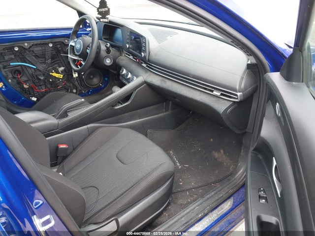 KMHLL4DG8RU830326 Hyundai ELANTRA SE