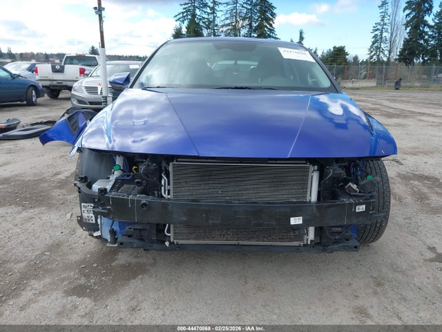KMHLL4DG8RU830326 Hyundai ELANTRA SE