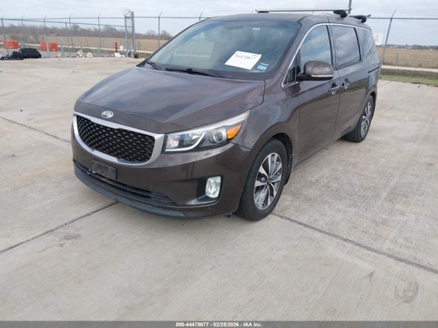 KIA Sedona Sx 2015 KNDMC5C16F6048635 Image 2