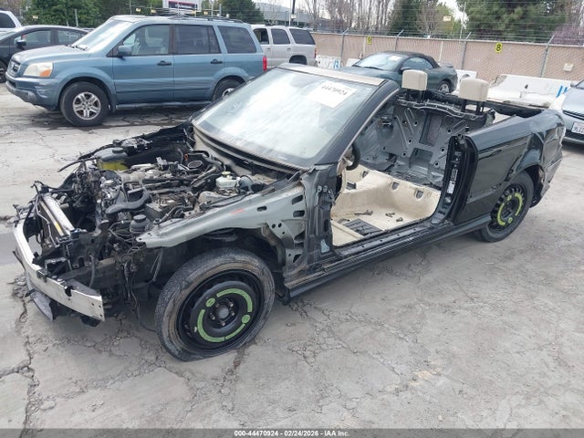 2008 MERCEDES-BENZ CLK 550 WDBTK72G08T089832 Photo 1