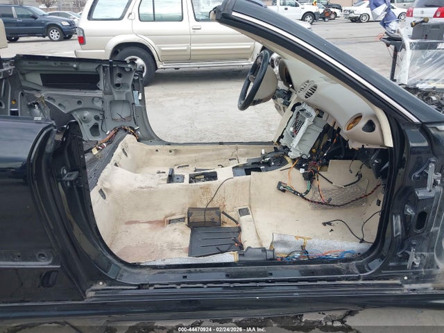 2008 MERCEDES-BENZ CLK 550 WDBTK72G08T089832 Photo 4