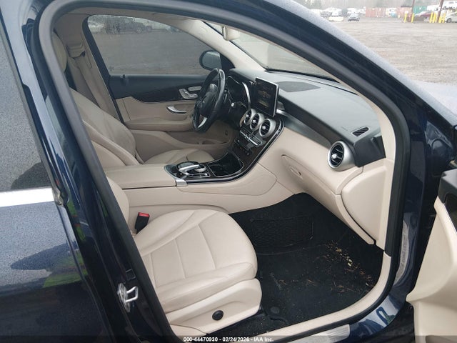 WDC0G4KBXHF222789 Mercedes-Benz Glc 300 4matic
