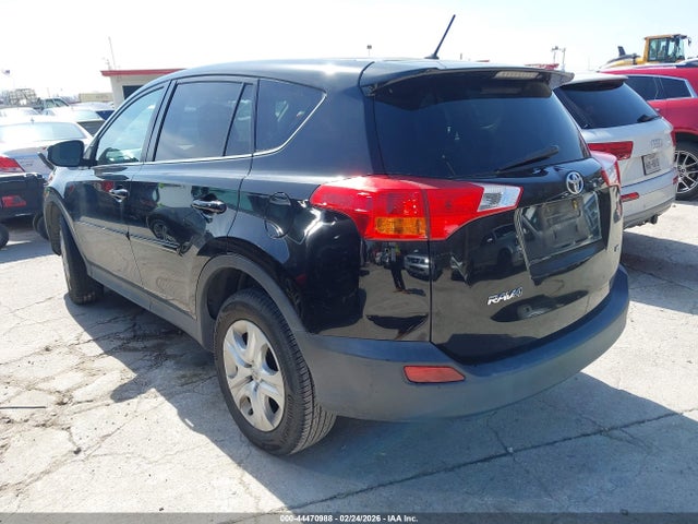 2T3ZFREV2FW208254 Toyota RAV4 LE