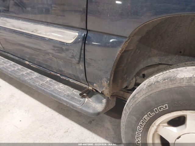 Aukcja sprzedaży 2004 Gmc Yukon Xl 1500 Sle, vin: 1GKFK16Z94J174556, numer aukcji: 44470990