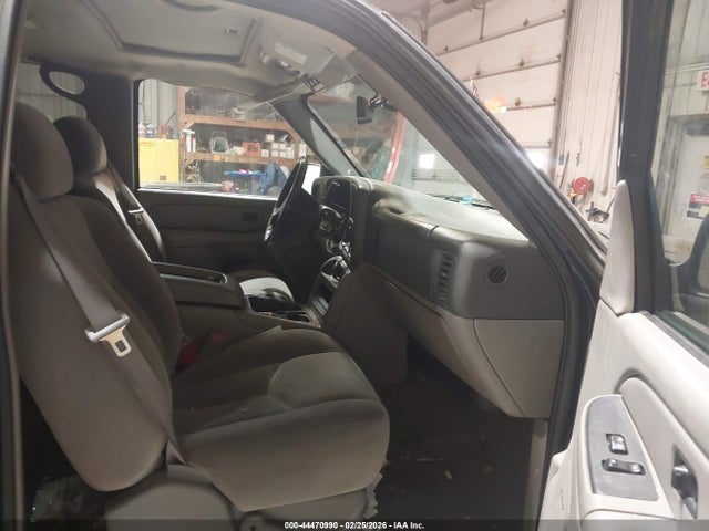 Aukcja sprzedaży 2004 Gmc Yukon Xl 1500 Sle, vin: 1GKFK16Z94J174556, numer aukcji: 44470990