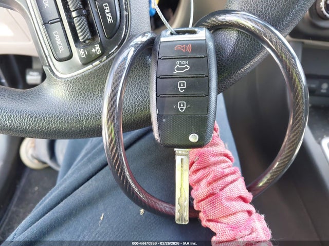KNDPM3AC7H7106347 KIA Sportage Lx