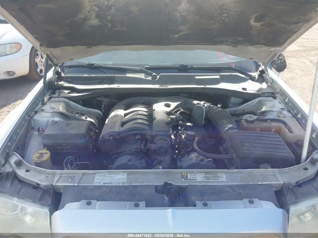 Продажа на аукционе авто 2008 Chrysler 300 Touring, vin: 2C3KA53GX8H241796, номер лота: 44471022