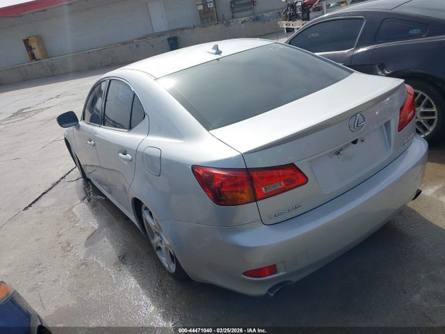 44471040 :رقم المزاد ، JTHBK262582062354 vin ، 2008 Lexus Is 250 مزاد بيع