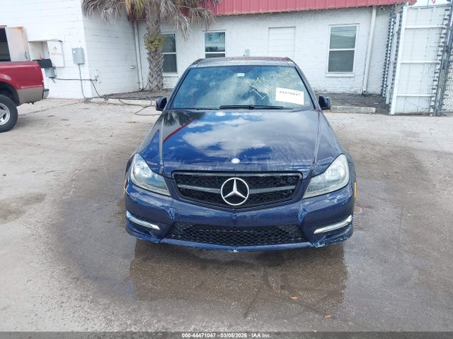 Продаж на аукціоні авто 2013 Mercedes-benz C 300 Sport 4matic, vin: WDDGF8AB6DR242097, номер лоту: 44471047