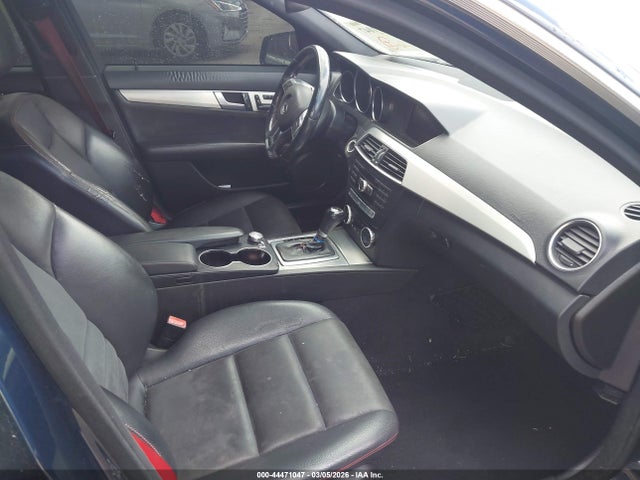 Продаж на аукціоні авто 2013 Mercedes-benz C 300 Sport 4matic, vin: WDDGF8AB6DR242097, номер лоту: 44471047