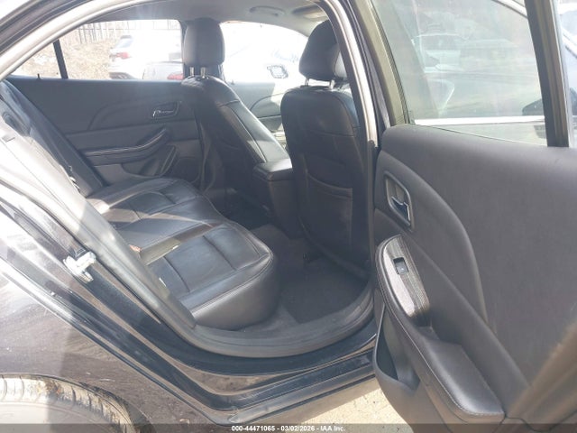 44471065 :رقم المزاد ، 1G11D5SL3FF275566 vin ، 2015 Chevrolet Malibu 2lt مزاد بيع