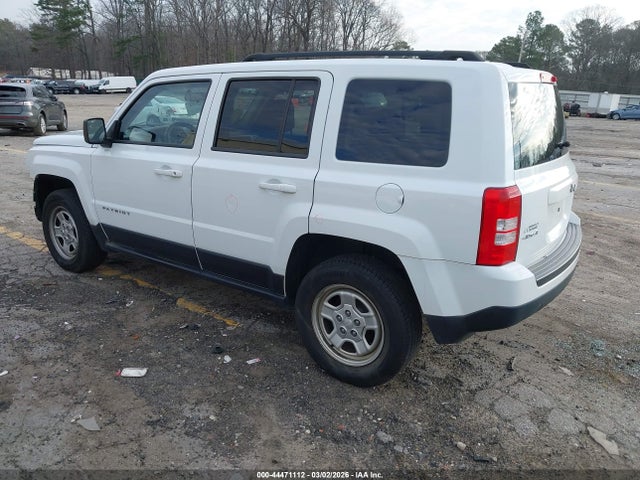2015 Jeep Patriot Sport მანქანა იყიდება აუქციონზე, vin: 1C4NJRBB5FD282627, აუქციონის ნომერი: 44471112