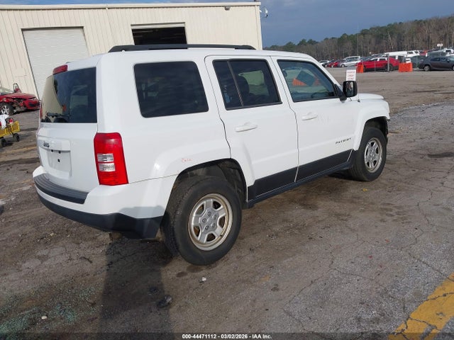 2015 Jeep Patriot Sport მანქანა იყიდება აუქციონზე, vin: 1C4NJRBB5FD282627, აუქციონის ნომერი: 44471112