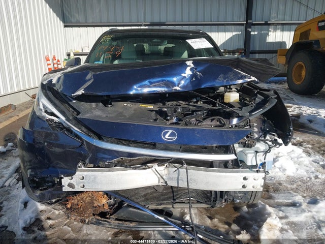 Продажа на аукционе авто 2025 Lexus Tx 350 Premium, vin: 5TDAAAB69SS027822, номер лота: 44471139