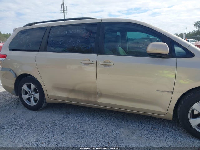 Продажа на аукционе авто 2012 Toyota Sienna Le V6 8 Passenger, vin: 5TDKK3DC5CS233592, номер лота: 44471150