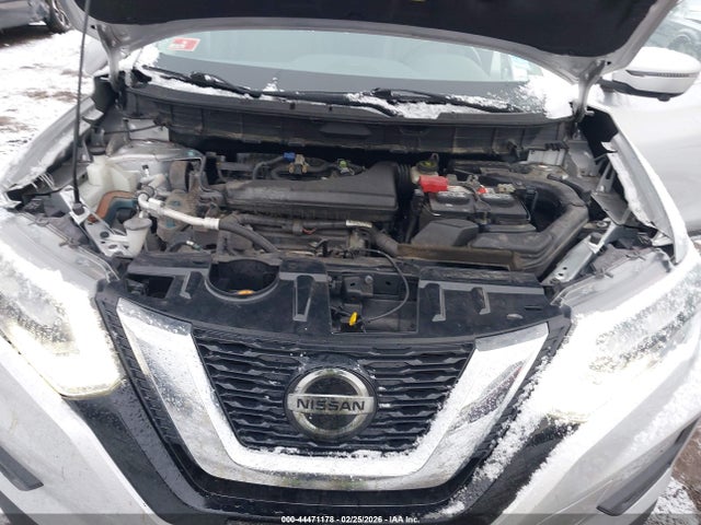 JN8AT2MV9JW310504 Nissan Rogue Sl