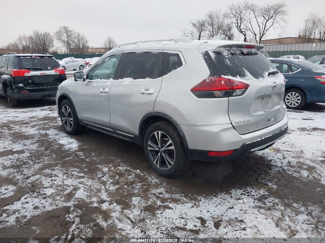 JN8AT2MV9JW310504 Nissan Rogue Sl