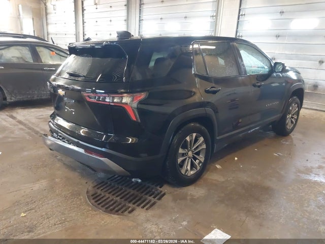 2025 CHEVROLET EQUINOX 3GNAXPEGXSL198243 Photo 3