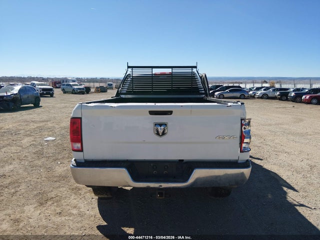44471216 :رقم المزاد ، 3C63R3GL9FG542245 vin ، 2015 Ram 3500 Tradesman مزاد بيع