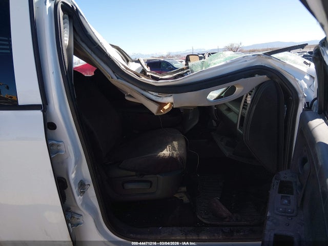 44471216 :رقم المزاد ، 3C63R3GL9FG542245 vin ، 2015 Ram 3500 Tradesman مزاد بيع