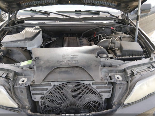 44471220 :رقم المزاد ، 5UXFA13555LU49456 vin ، 2005 Bmw X5 3.0i مزاد بيع